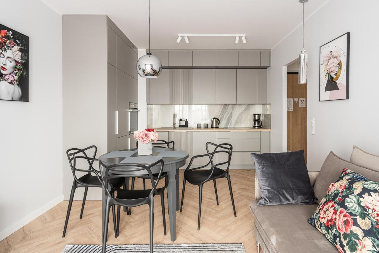 Apartamento Rentplanet - Nowa Manufaktura Breslavia Exterior foto